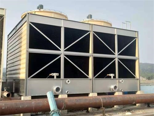 是什么原因導致了工業冷卻塔內的冷卻水變少?(冷卻塔耗水量大的原因)